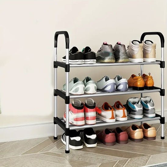 etagere chaussure hopshoes avec douze paires chaussures