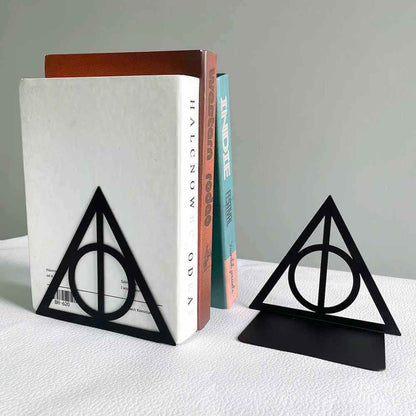 serre livre original triangle avec trois livres