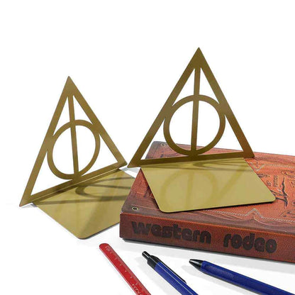 serre livre original triangle un livre trois crayons
