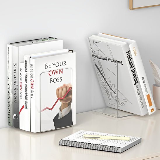 serre livre transparent avec plusieurs livres