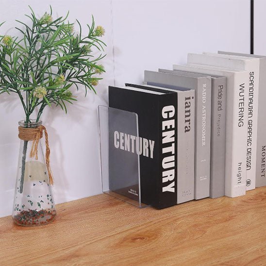 serre livre transparent contenant sept livres